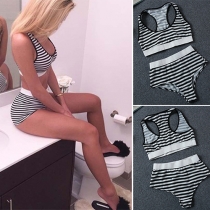 Fashion Sleeveless Racerback Striped Sports Suit