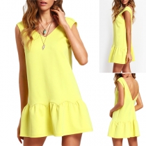 Sexy Backless V-neck Sleeveless Ruffle Hem Solid Color Dress