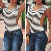 Sexy Side Hollow Out Sleeveless Round Neck Striped T-shirt