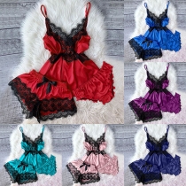 Sexy Backless V-neck Lace Spliced SLing Top + Shorts Nightwear Three-piece Set