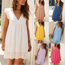 Sexy V-neck Sleeveless Solid Color Loose Lace Dress