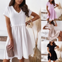 Fashion Solid Color Short Sleeve V-neck Wrinkled Lacework Dress