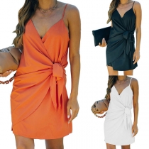 Sexy Backless V-neck Knotted Solid Color Sling Dress