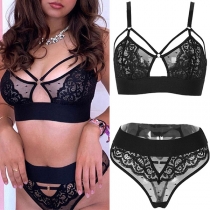 Sensuellt set i transparent spets med gasbindelbygel