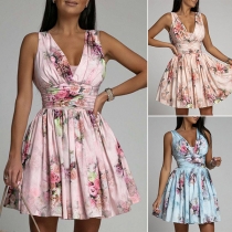 Vintage Floral Printed V-neck Pleated Sleeveless Fit & Flare Dress