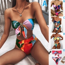 Bikini-set i bohemisk stil med blommigt mönster och knytband