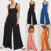 Casual enfärgad smockad Cami jumpsuit med breda ben