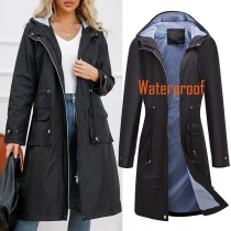 Enfärgad Mode Långärmad Trenchcoat med Huva och Fickor