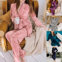 Fashionabelt set av sammet nattkläder med två delar - självknytande dräkt och byxor