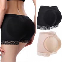 Boxershorts med vaddering och spetsdetalj för höftlyft