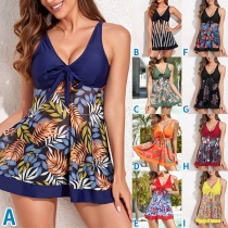 Fashion Floral Printed Two-piece Bikini Set Consist of V-neck Bikini Shirt and Bikini Bottom
