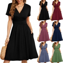 Casual Solid Color V-neck Short Sleeve Dress with Side Pockets