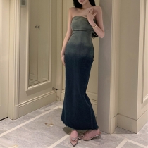 Axelbandslös Denim Bodycon Klänning med Gradient Midi-kjol