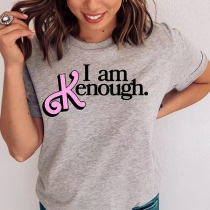 Kortärmad unisex T-shirt i bomull med rund hals och texttryck – I Am Kenough