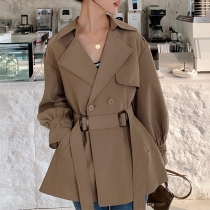 Ljusbrun kort spets trenchcoat