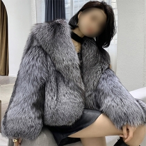 Faux Fox Fur Coat för kvinnor med kort och snygg design