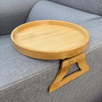 Träsoffa med vikbar armbricka och vikbar soffskiva