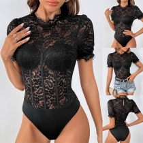 Sexig kortärmad spetsbody med mock-neck