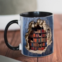Keramisk mugg med kreativt 3D-mönster av bokhyllagrottan
