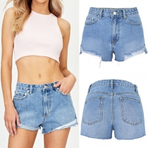 Mode Frayed Hemline Gammalt tvättade jeansshorts