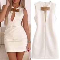 Sexig ärmfri bodycon-miniklänning med framtida spänndetaljer