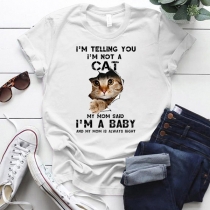 Rolig kortärmad T-shirt med kattmönster
