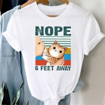 6 Feet Away Kattmönstrad Kortärmad T-shirt
