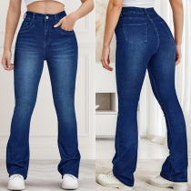 Höga jeans med lätt utsvängning i vintage-tvättad denim