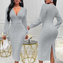 Modernt kabelmönster V-ringad långärmad Bodycon klänning med slits bak