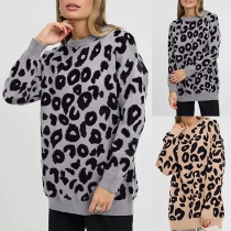 Leopardmönstrad långärmad tröja med rund hals för dammode