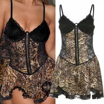 Leopardmönstrad sexig spetskorsett med framtill spänne och slits detalj