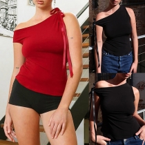 Sexig enfärgad off-shoulder skjorta med knytband