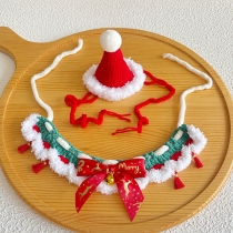 Julkostymset till husdjur – röd plyschmössa med halsduk och fluga, passar små till medelstora hundar och katter