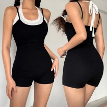 Trendigt Falskt Tvådelat Halterneck Romper(Storlek Run Small)